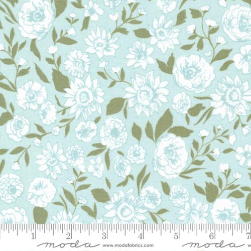 LOVESTRUCK By Moda Smitten Floral Toile MIST M519114