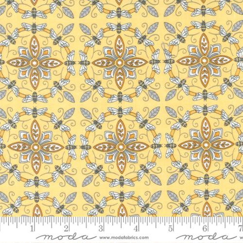 HONEY AND LAVENDER Bumble Bees Tiles Yellow M56081 12