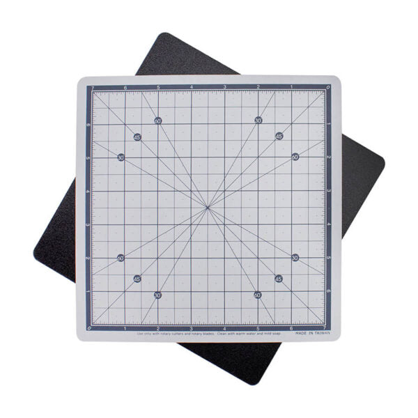 ROTATING CUTTING MAT 20CM X 20CM