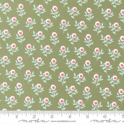 LOVESTRUCK Old Fashioned Bloom Small Floral Fern M5192 17