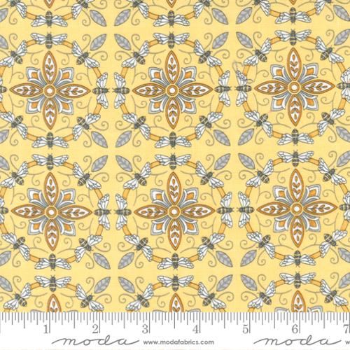 HONEY AND LAVENDER Bumble Bees Tiles Yellow M56081 12